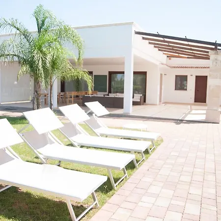 Perla Di Puglia Bed & Breakfast *